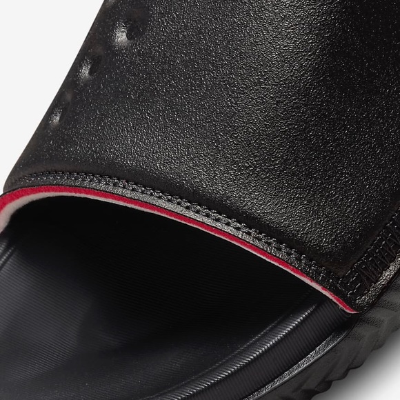 New In Box Mens Jordan Play Herringbone Pattern Foam Sandals Multiple Sizes - Picture 5 of 5